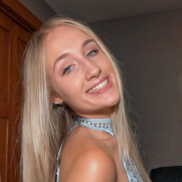 holly_kuchel